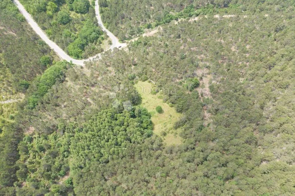građevinski teren - između mora i nacionalnog parka velebit - slika 2