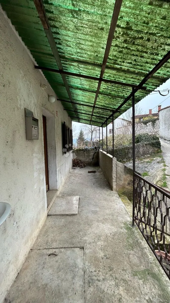 kuća za renovaciju s terasom s koje nećete željeti otići! - slika 6