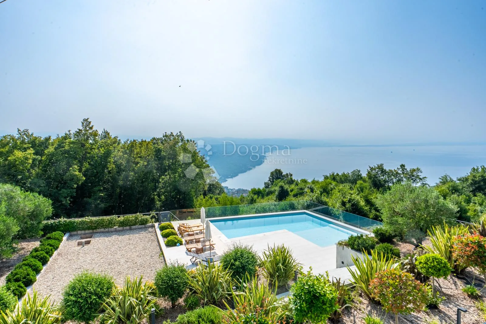 moderno opremljena ★★★★★ villa s bazenom i panoramskim pogledom na kvarner - slika 19