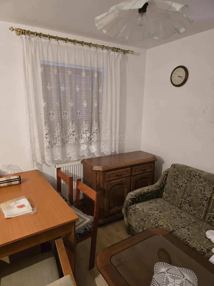idealna za obitelj ili ulaganje – kuća s velikom okućnicom na dunavu - slika 6