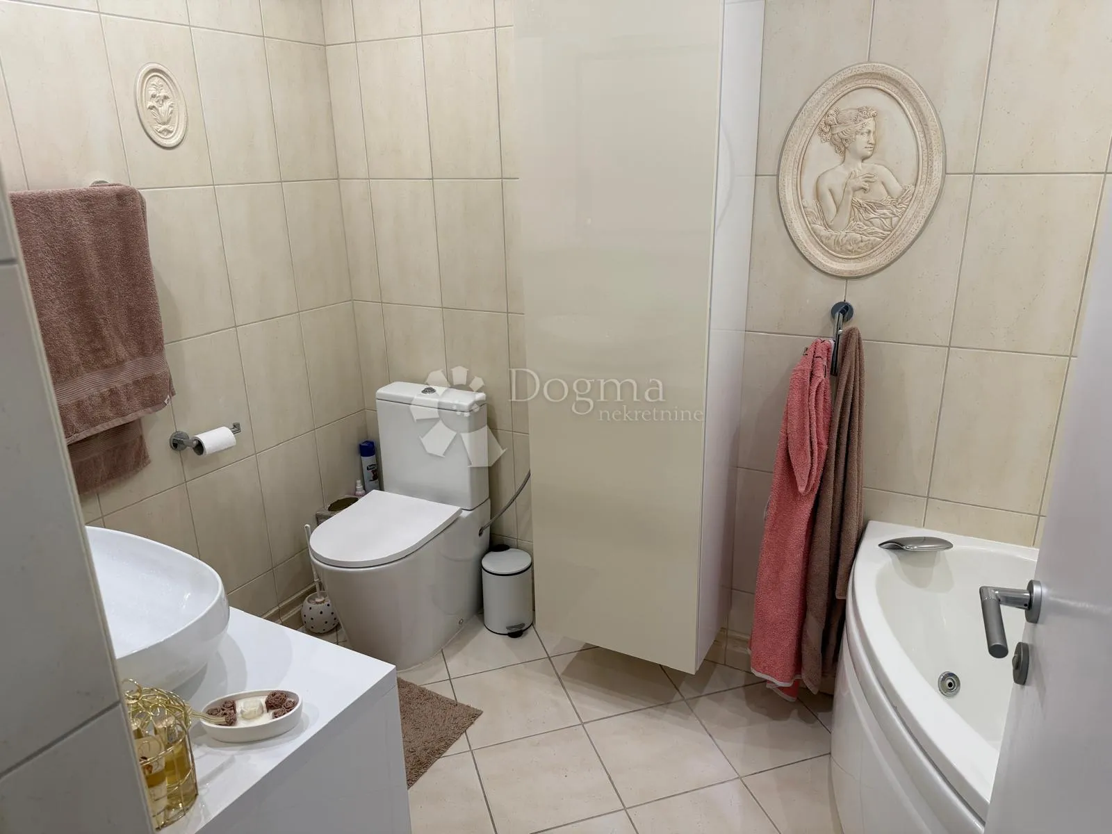 moderan stan u centru varaždina - slika 27
