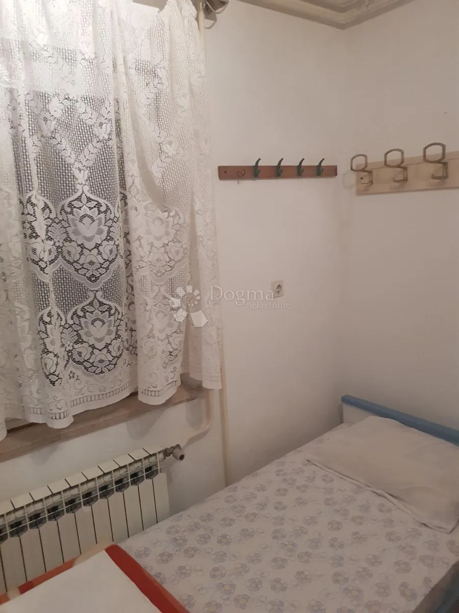 klenovica kuća za najam radnika - slika 26