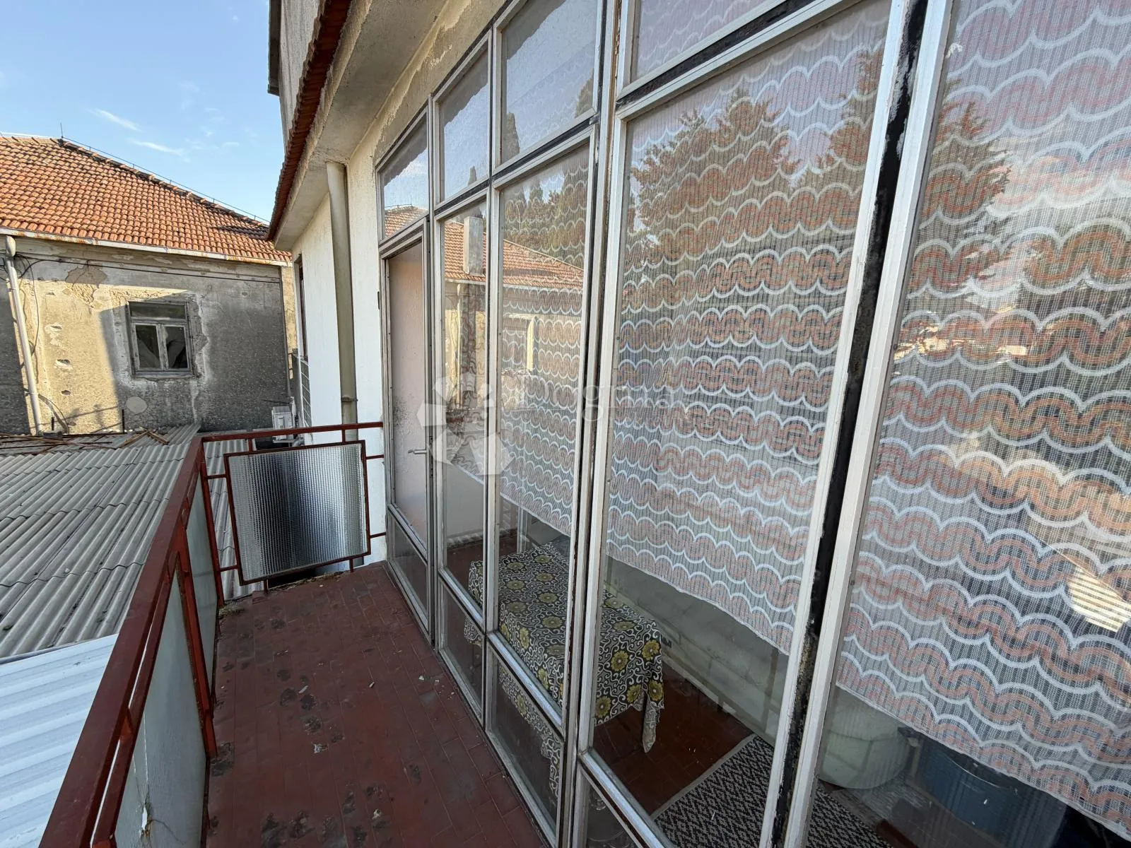 benkovac – centar | stan u kući blizu šetališta – odlična prilika! - slika 10