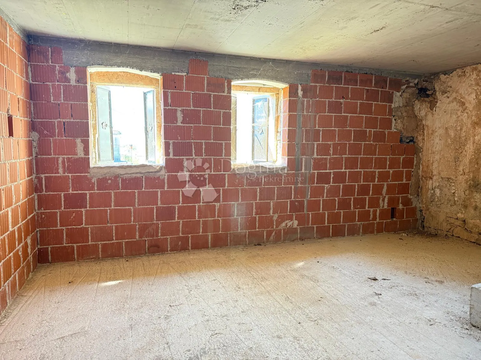 dvije kuće, baladur i stara hiža - slika 27