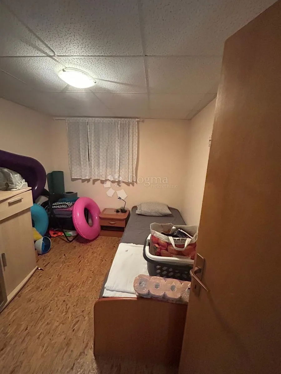 predivna kuća s pogledom na more – petrčane - slika 13