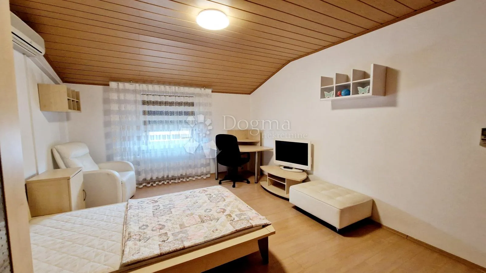 lijepa kuća s vrtom na verudi porat s 3 stana - slika 41