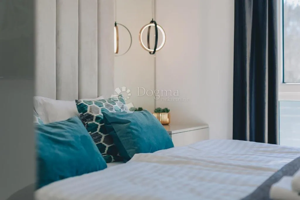 malinska - apartman s bazenom i pogledom 300m od mora - slika 15