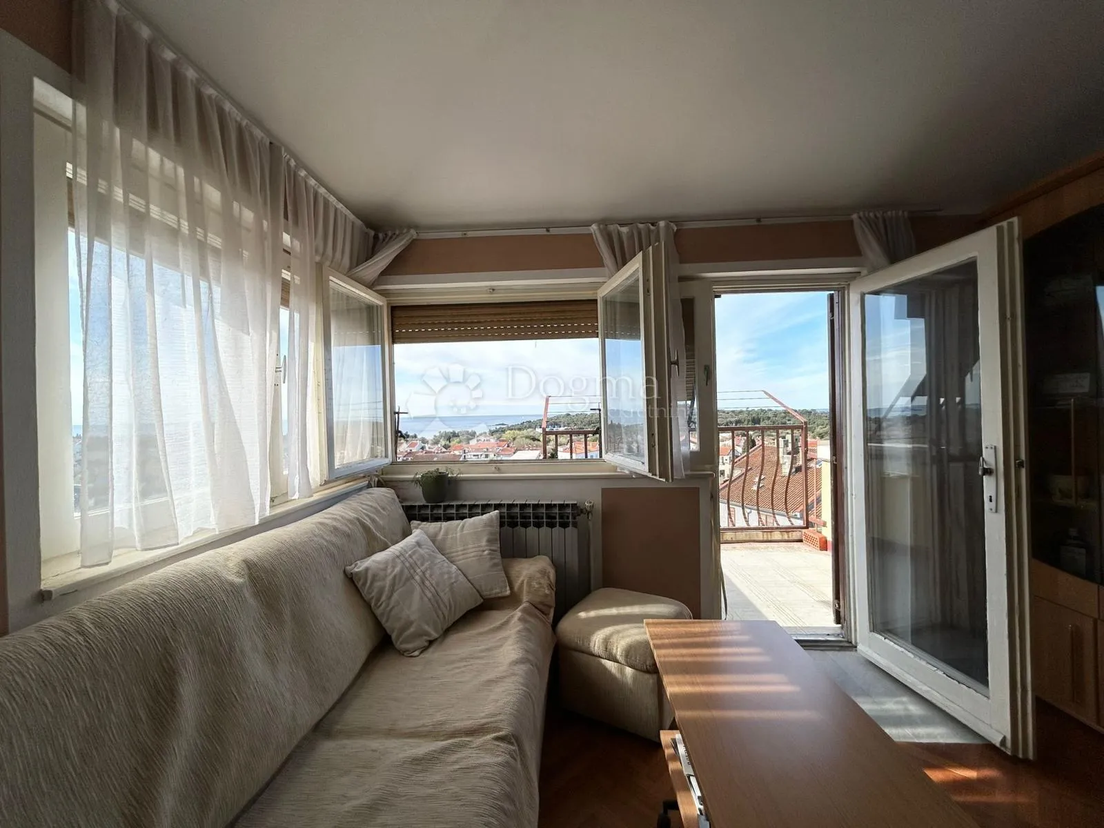 stan 47m2, top lokacija - pogled na more i rovinj - slika 2