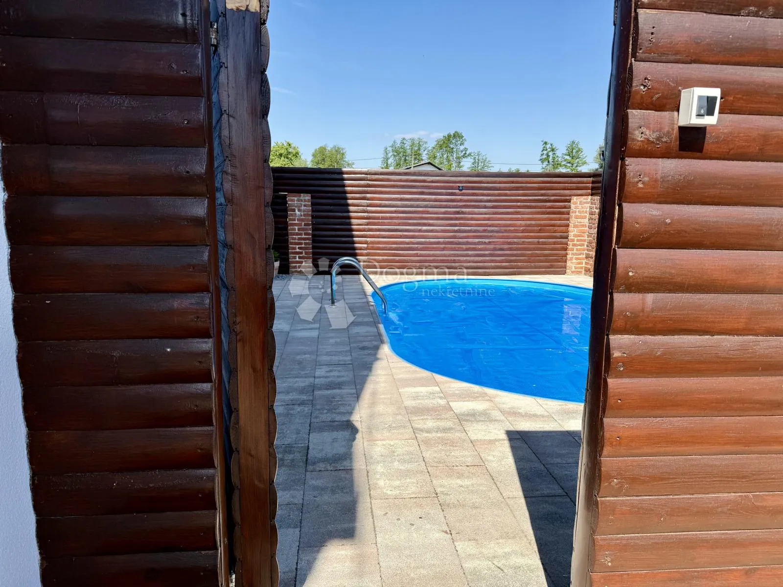 velika gorica, kuća 190 m2 s bazenom, prilika! - slika 20