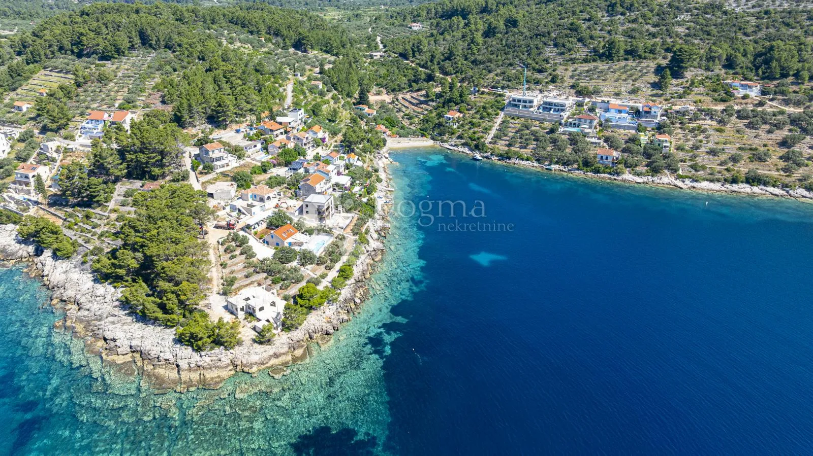 prvi red do mora: samoodrživa apartmanska vila s uhodanim poslovanjem – vela luka, korčula - slika 36