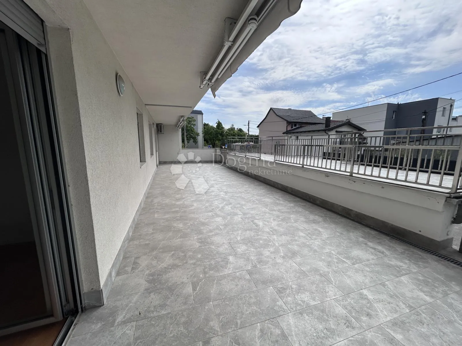 špansko, zakup poslovnog prostora 157 m2 - slika 18
