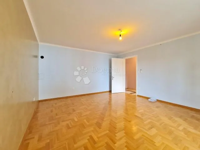 pećine - najam , 2s + db stan - slika 8