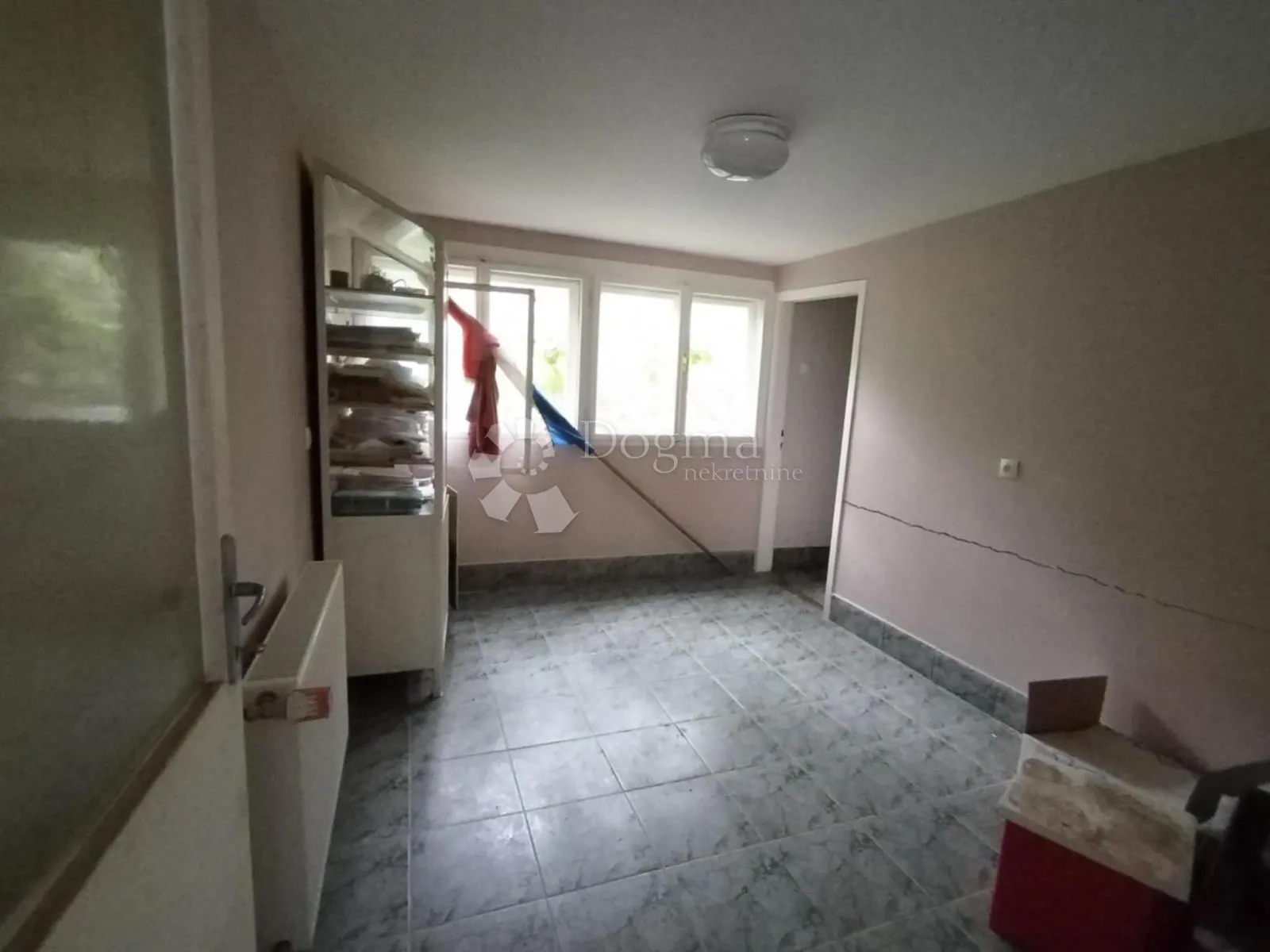 kuća za adaptaciju s velikim potencijalom – centar kalnika - slika 9
