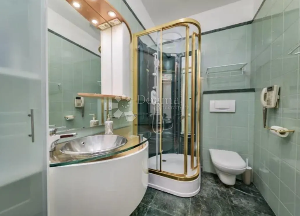 zagreb centar – trosoban stan 160 m² s parkingom - slika 7
