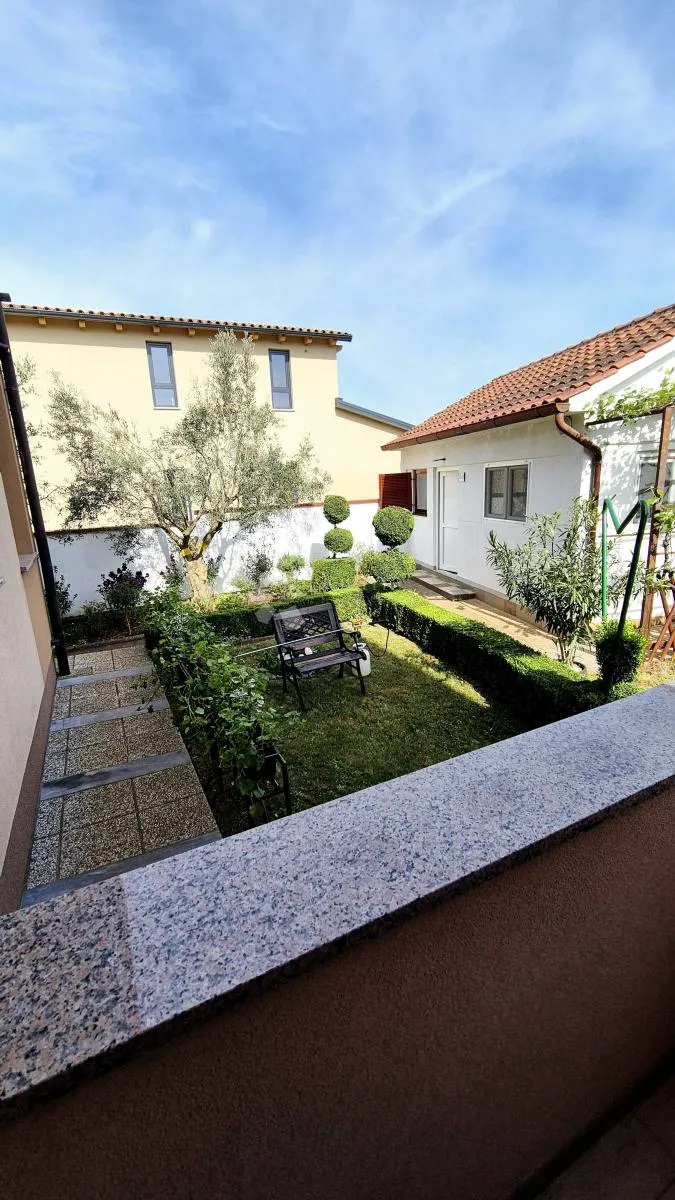 kuća s 4 apartmana + garaža ! blizina fažane ! - slika 29