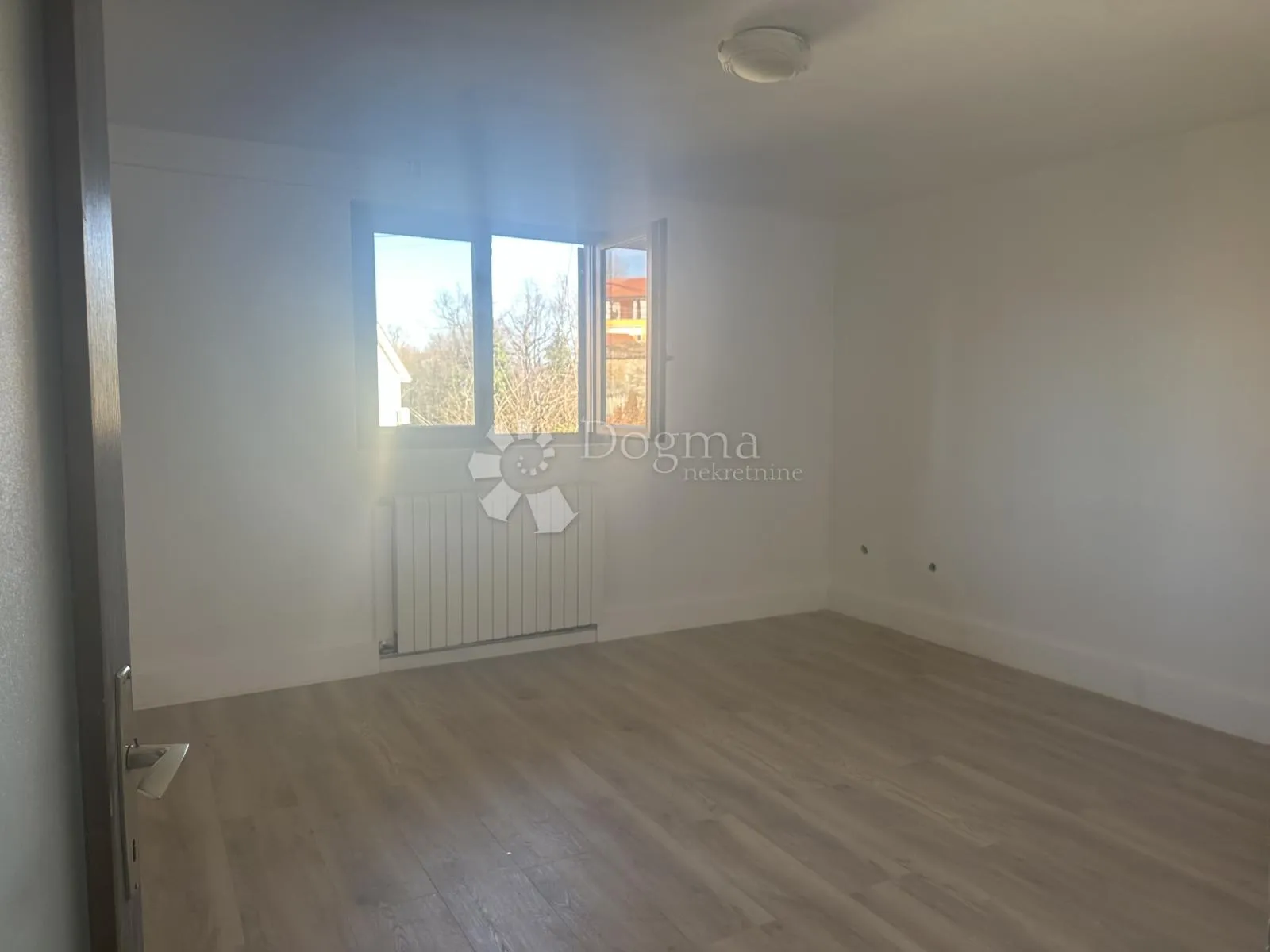 matulji etaža sa okućnicom - slika 2