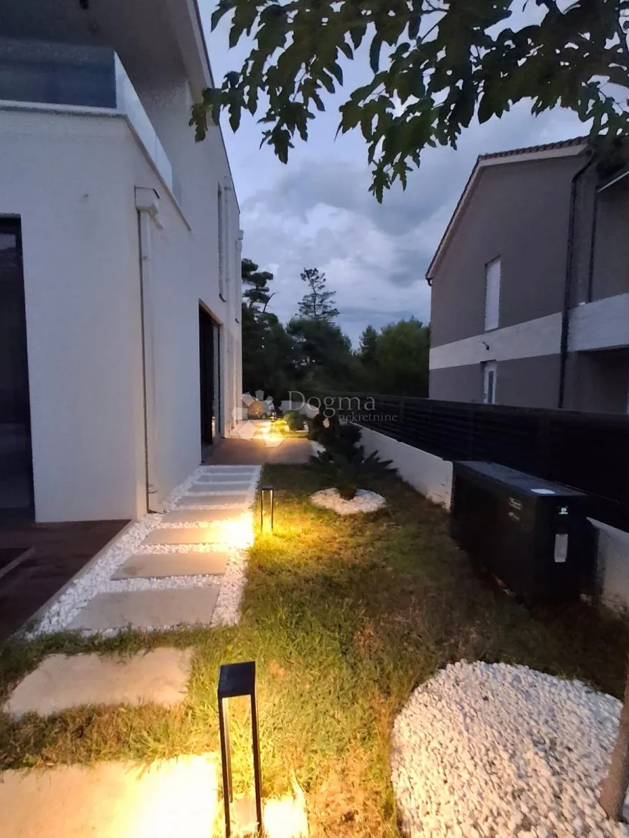 luksuzna nova kuća, 120 m od mora! - slika 5