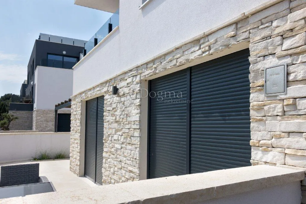 premium penthause sa galerijom, na atraktivnoj lokaciji -s85 - slika 23