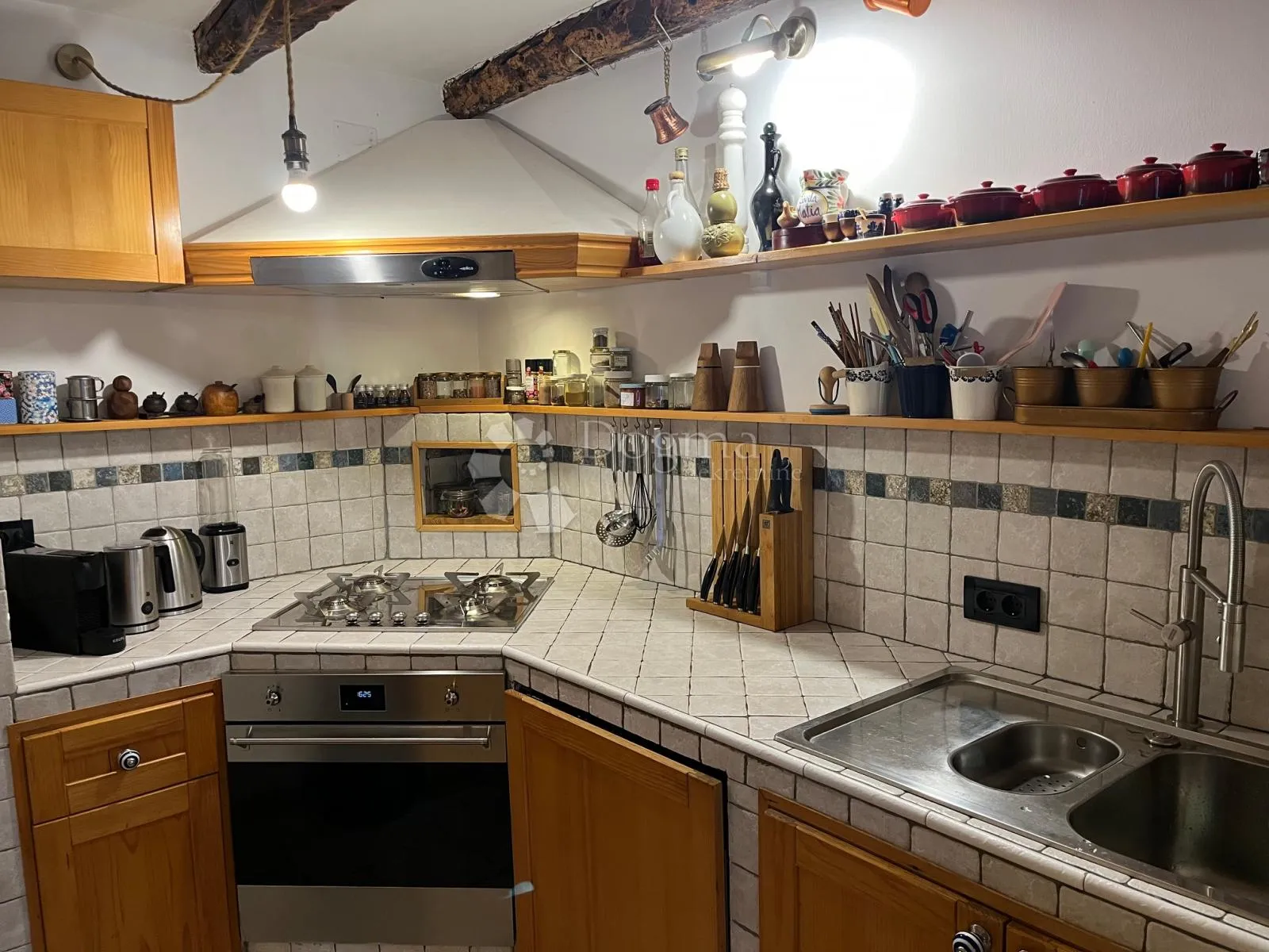 kostrena - šarmantna kuća sa bazenom i pogledom na more - slika 7