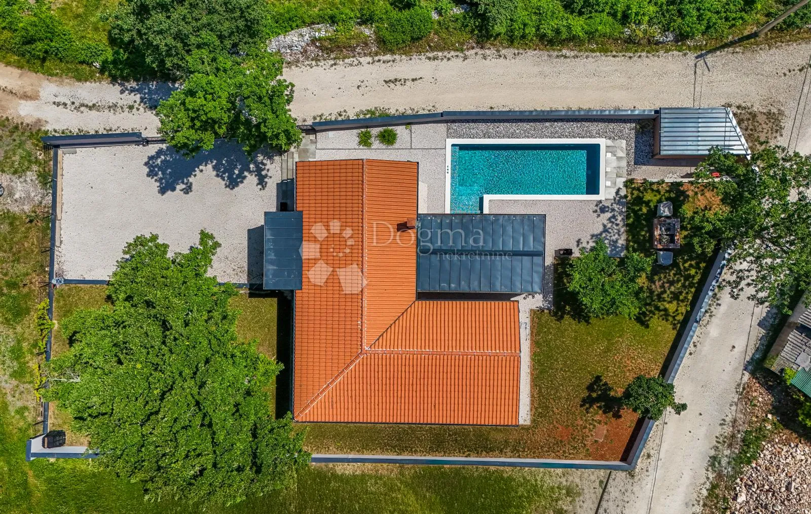 moderna prizemnica s bazenom i potpunom privatnošću u zelenilu! novogradnja spremna za useljenje! - slika 26