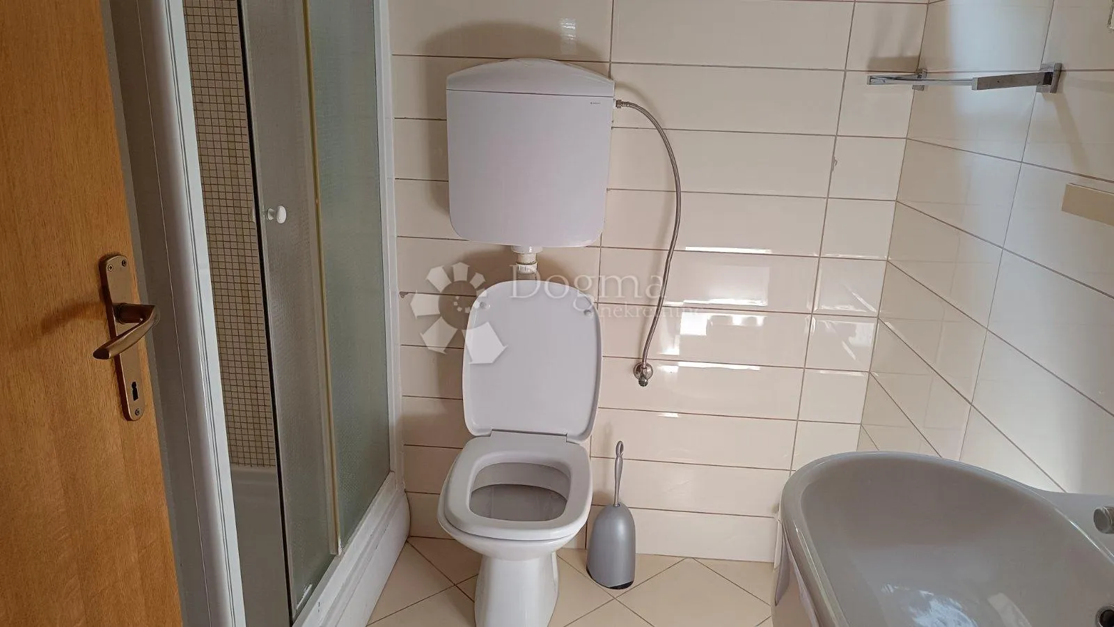 malinska, 61 m2 2s+db, balkon, parking - slika 7