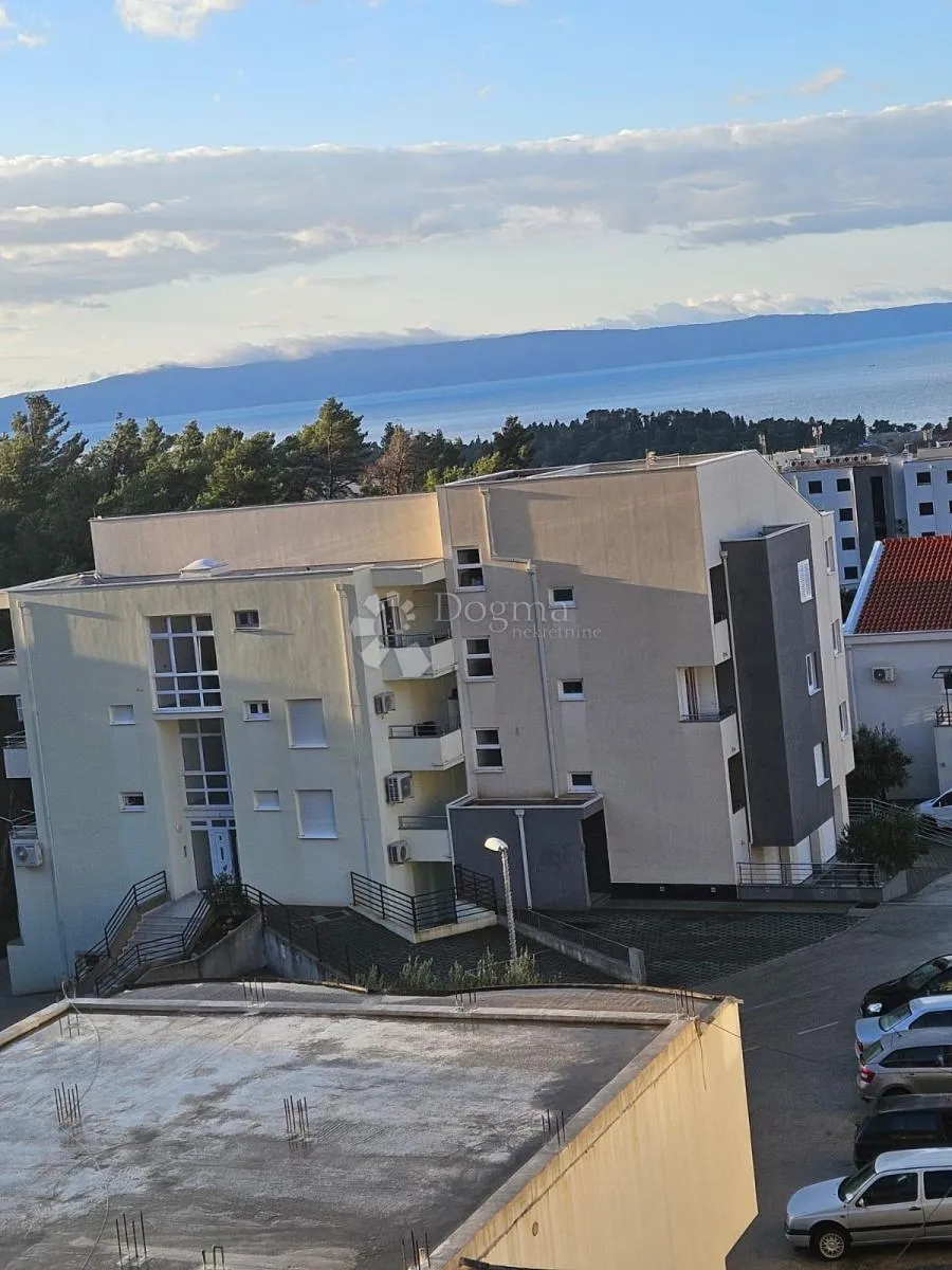 dvoetažni komforan stan s pogledom na more - slika 9