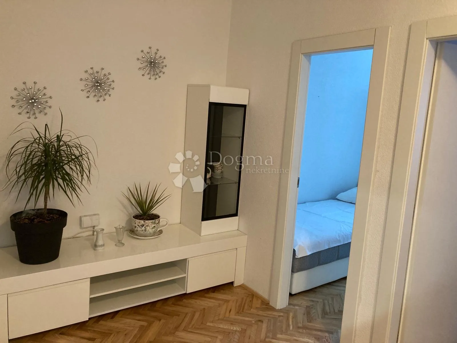uređen stan u srcu malog lošinja, 40m², 2 spavaće sobe - slika 3