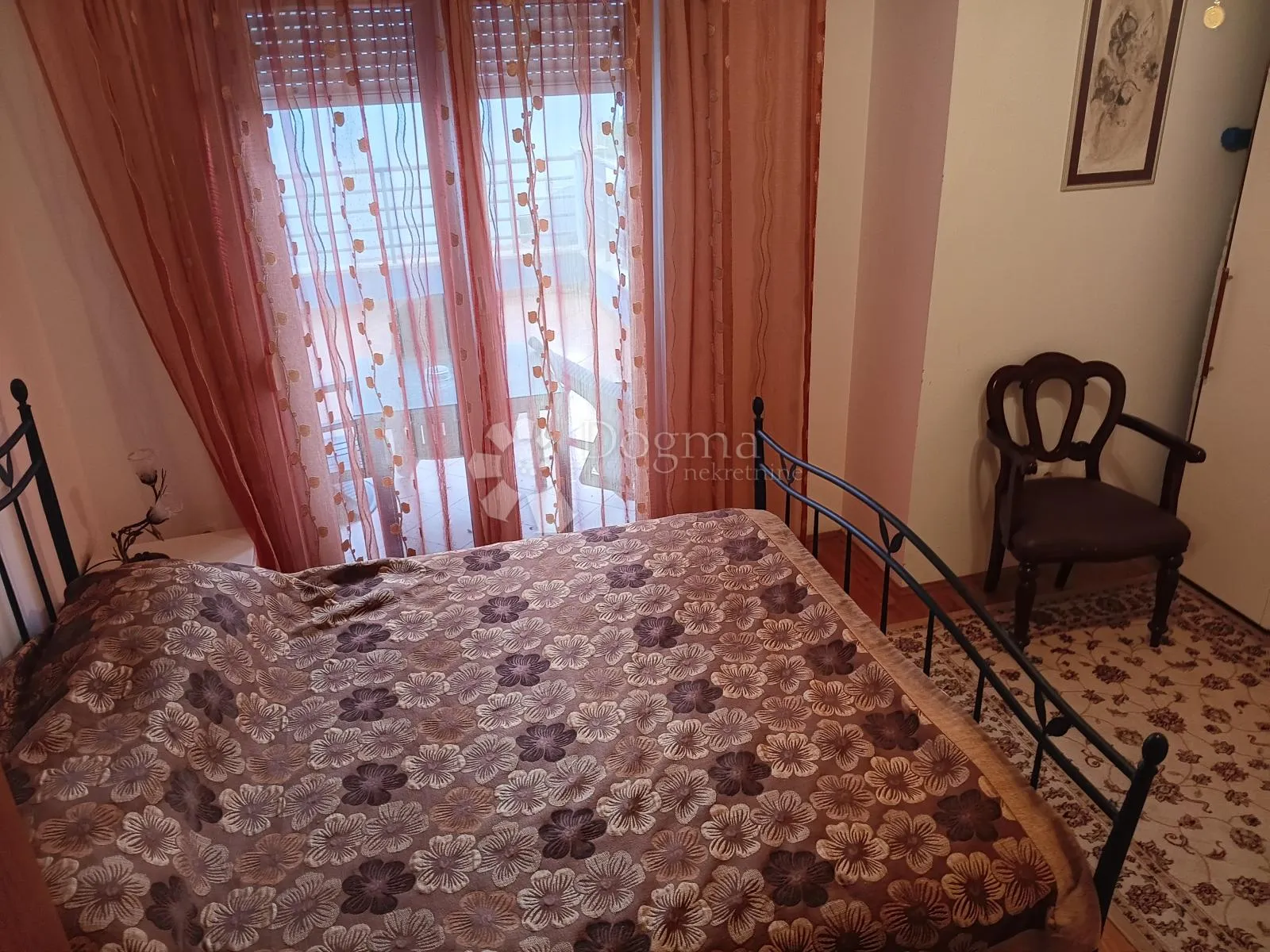 trosobni stan na žnjanu - slika 13
