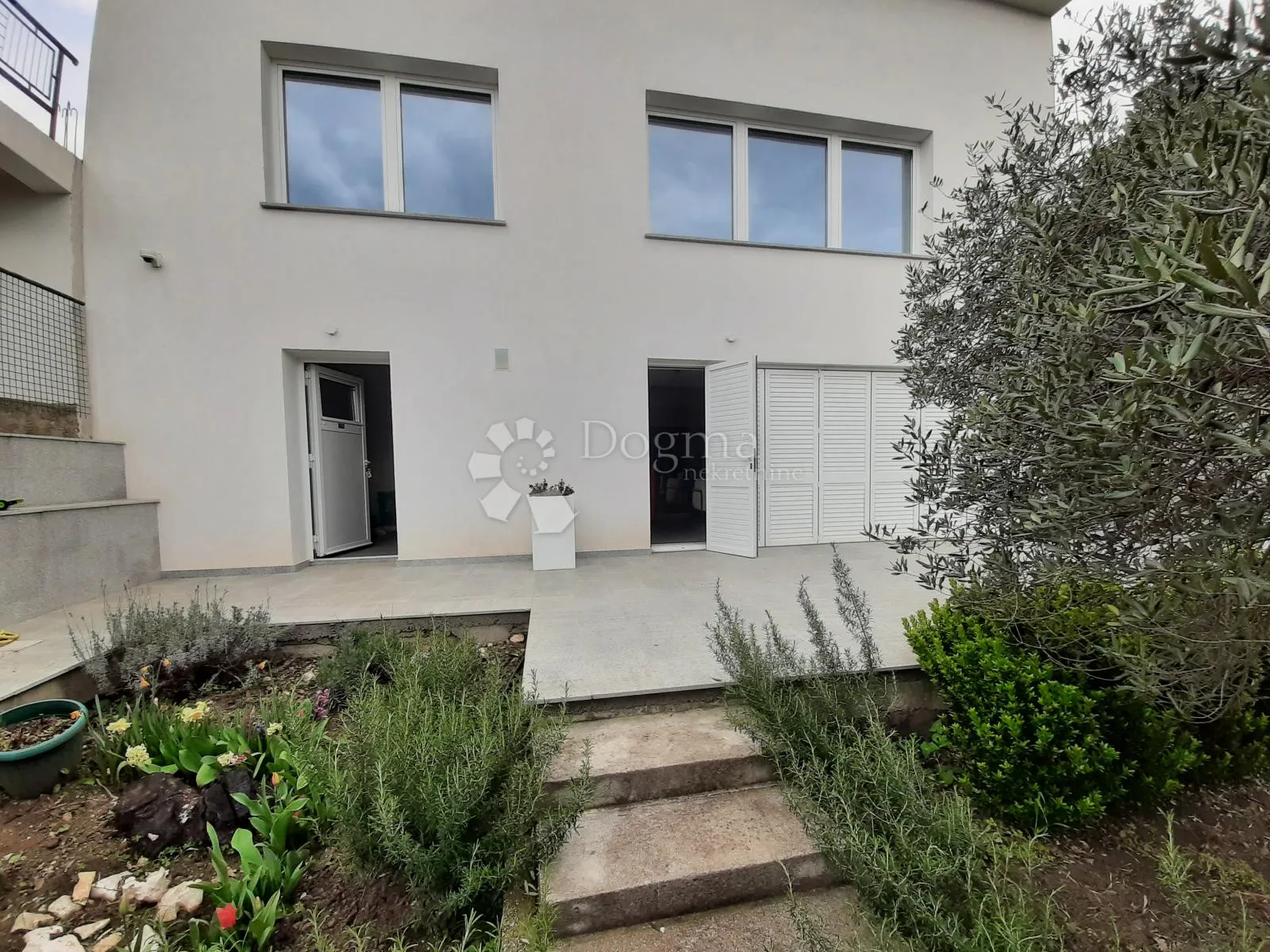 ekskluzivna kuća 80 m od mora, vrt, garaža - novi vinodolski - slika 31
