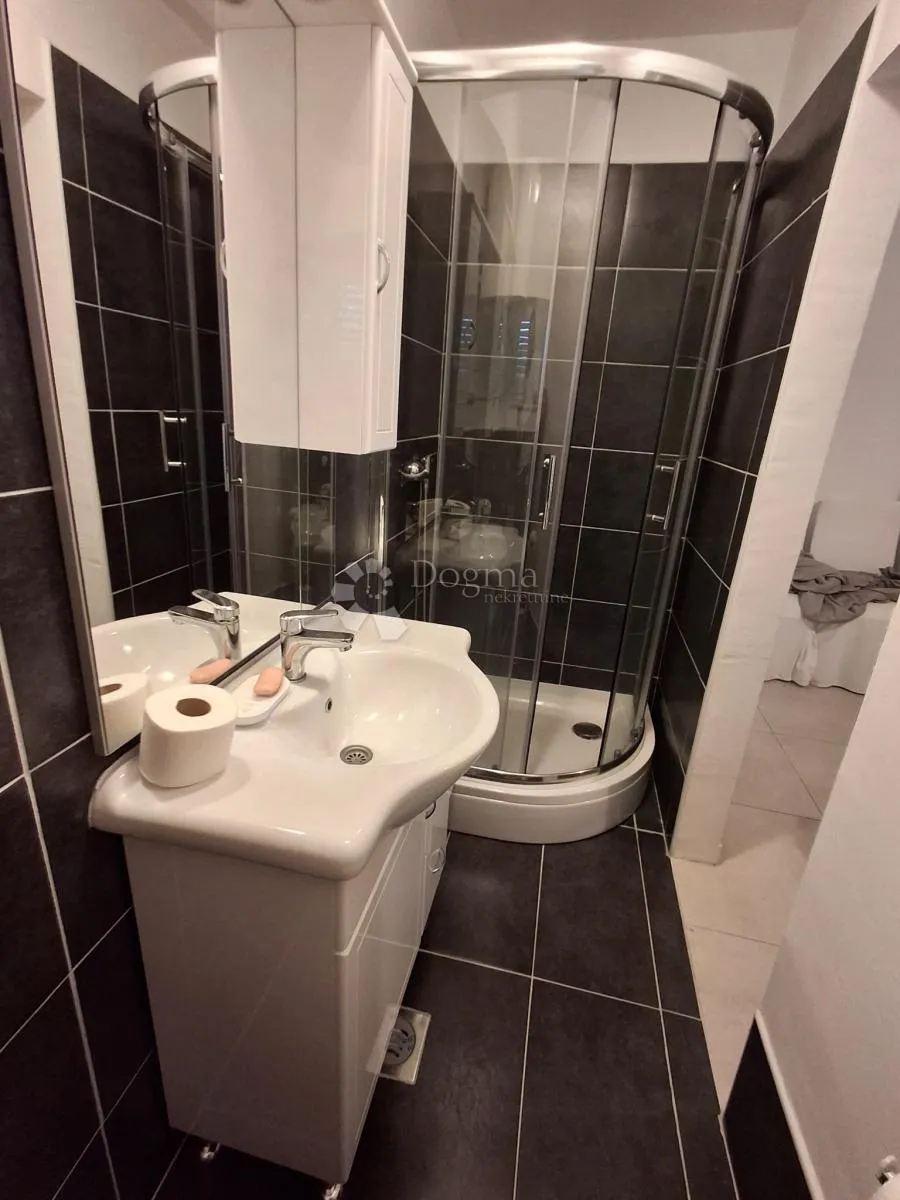 otok rab, lopar, kuća sa 3 apartmana 300 m od mora! - slika 29