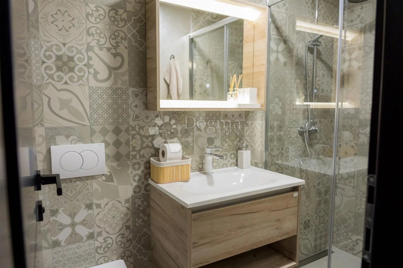 elegantna vila u srcu hrvatskog zagorja za odmor i uživanje - slika 106