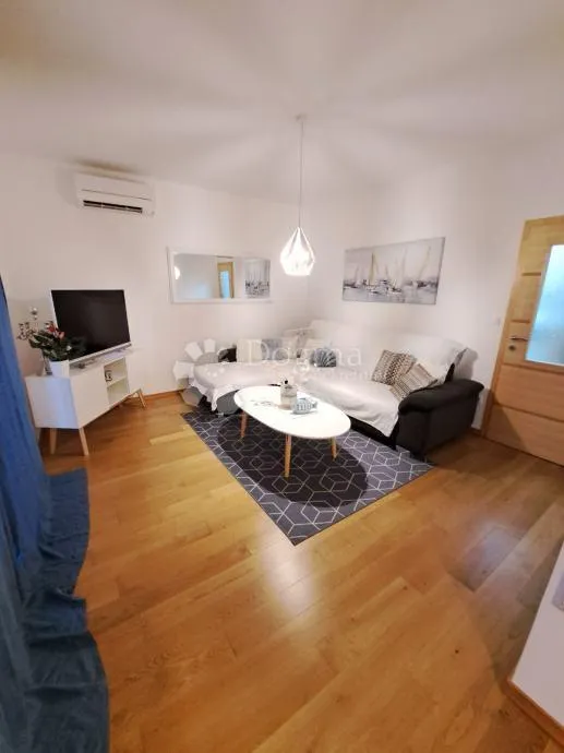 crikvenica - apartman 58,55 m2 - 300 m od plaže - slika 2