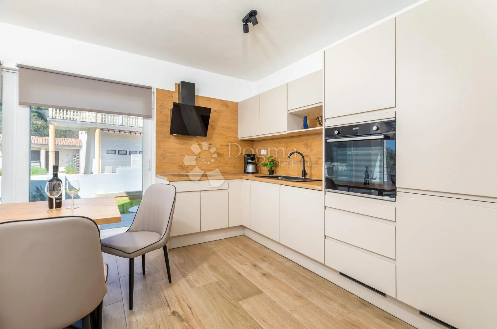 luksuzna villa 700 m od plaže s pogledom na more i brijune! - slika 53