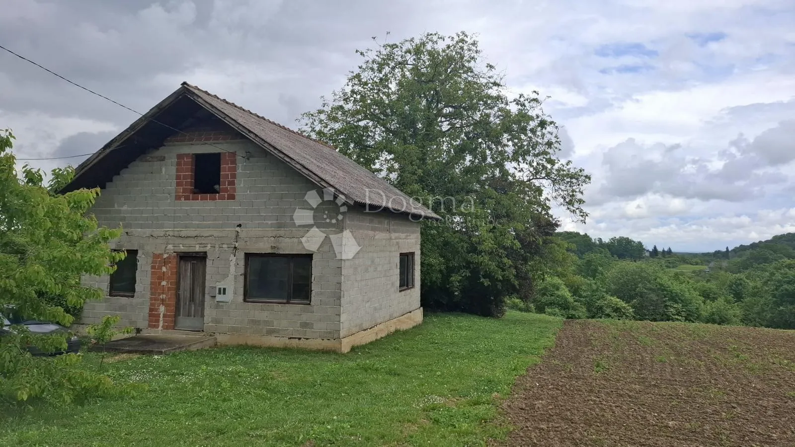 kuća kravarsko 69m2- - slika 1