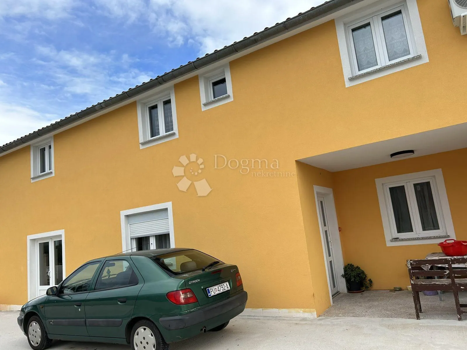 prilika!! kuća 3 stambene jedinice - marčana - slika 25