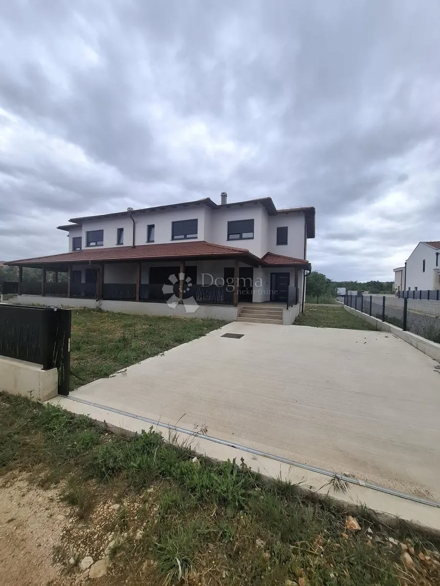 moderna novogradnja u murvici - slika 3