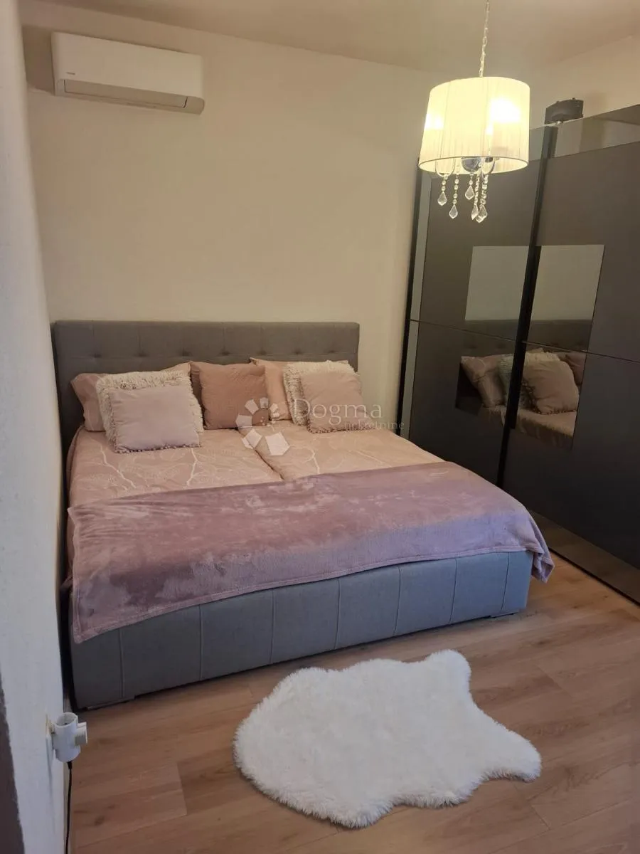 biograd na moru – stan s tri spavaće sobe, blizina plaže, 1. kat - slika 12