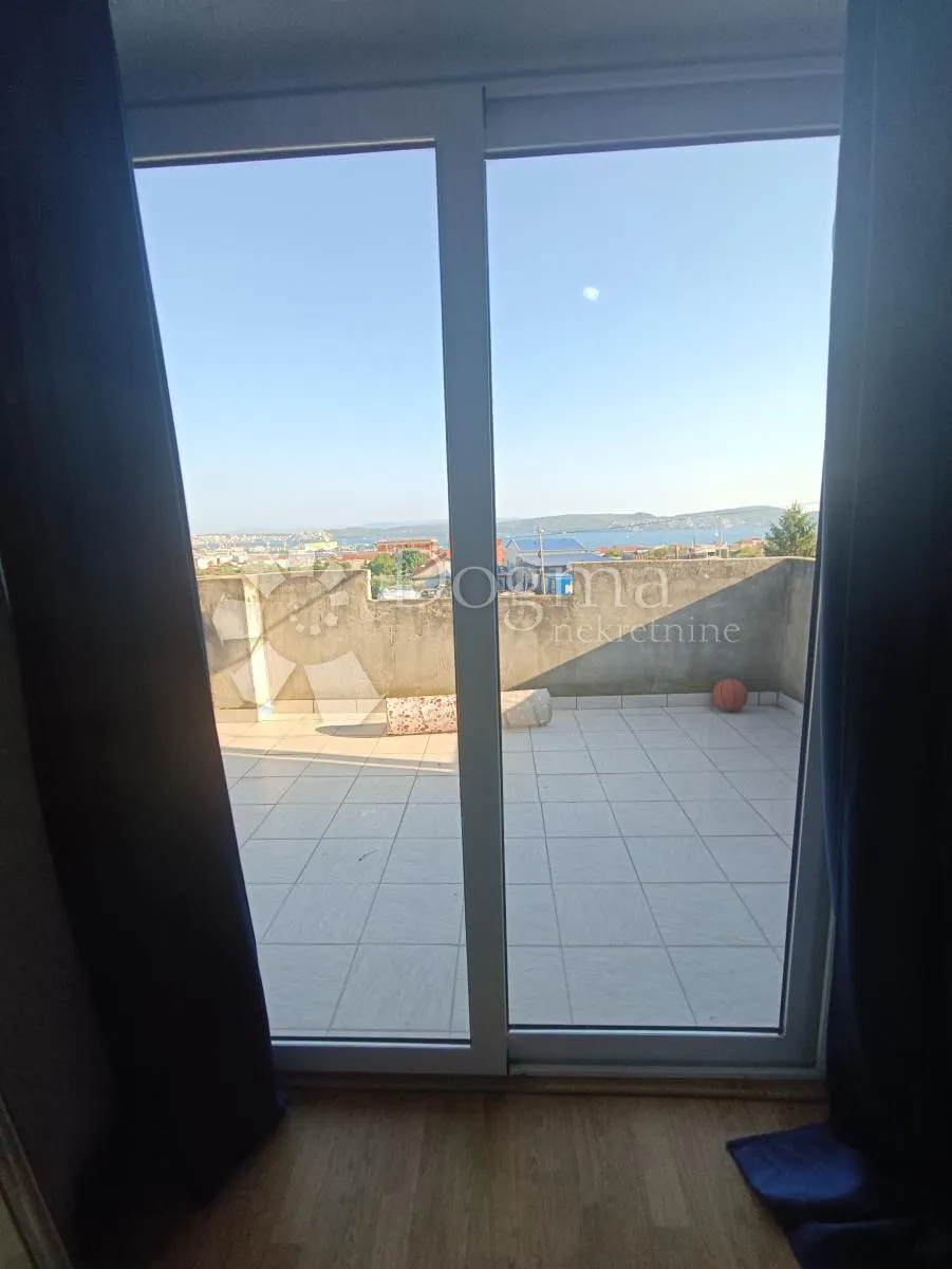 kuća u segetu donjem s pogledom na more - slika 19