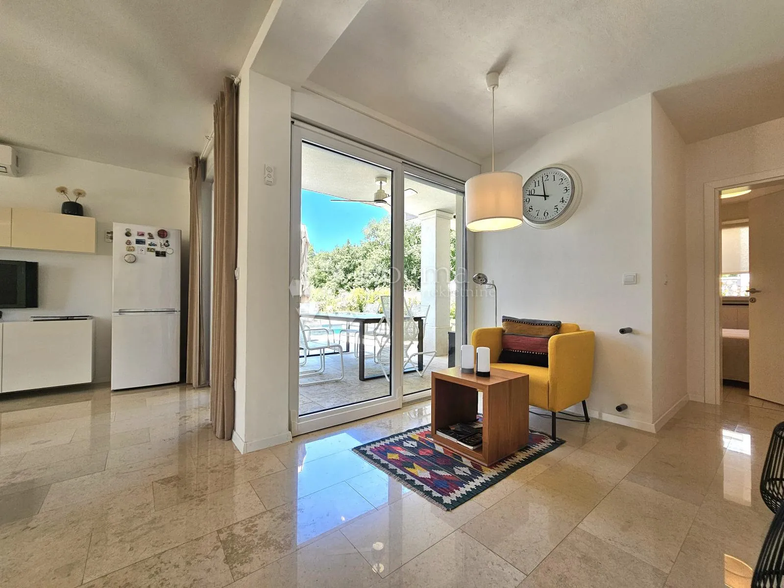 apartmanska kuća (4 jedinice) spremna za turizam - slika 12