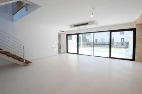 ekskluzivan duplex s bazenom, 100 m od mora - slika 2