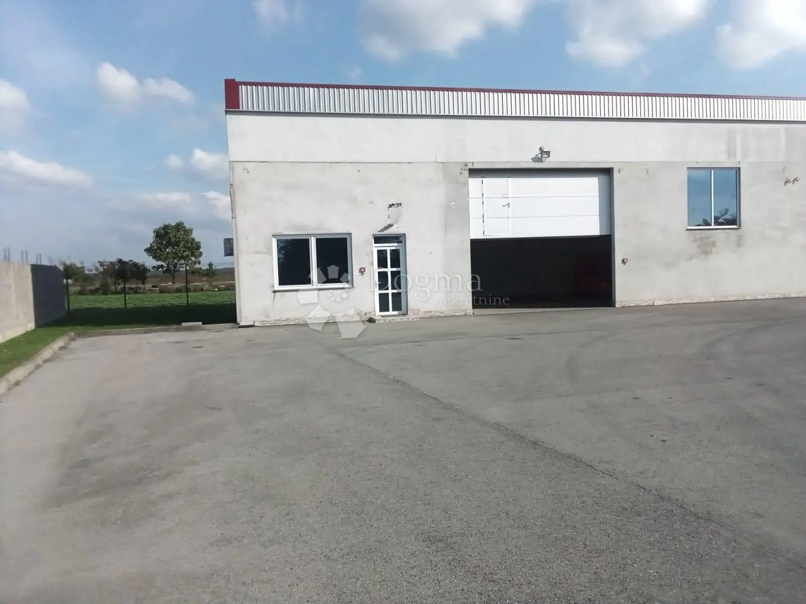 poslovno-skladišni kompleks uz obilaznicu! - slika 3