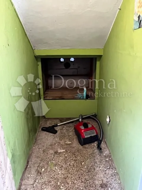 etaža u neposrednoj blizini riječkog kampusa - slika 17