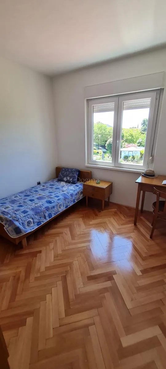 etaža na najboljem mjestu u umagu - slika 17