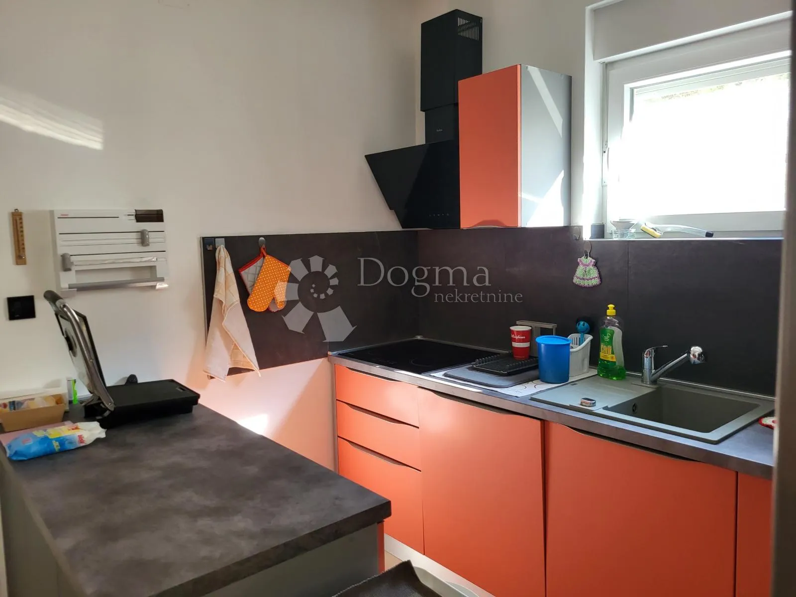 komforan trosobni apartman - slika 5