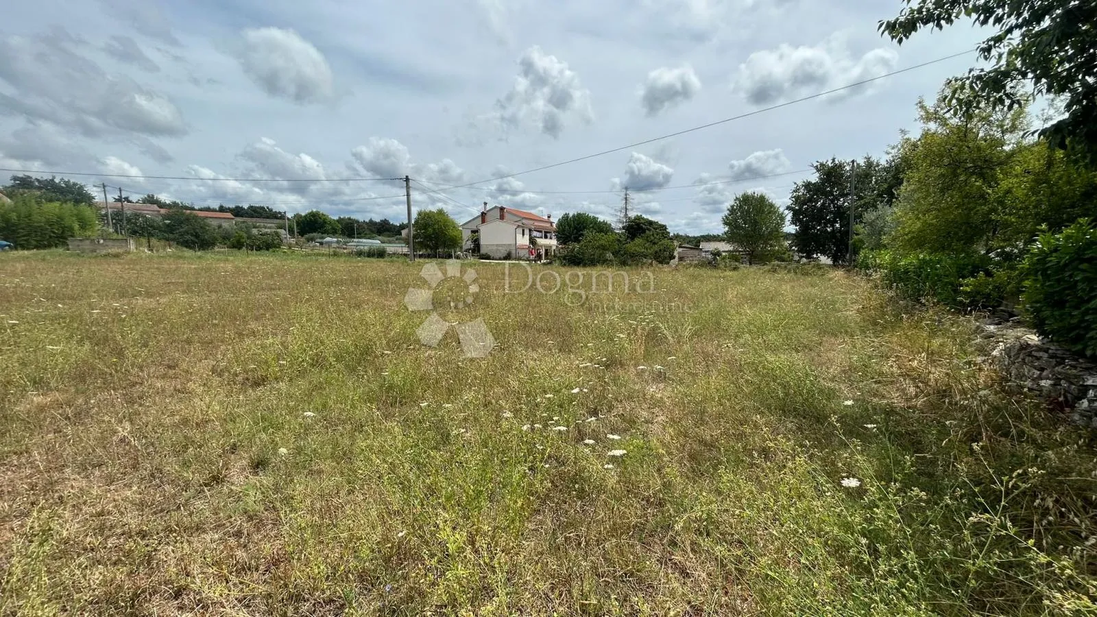 prilika građevinsko 1049m2 - sv.lovreč - slika 3