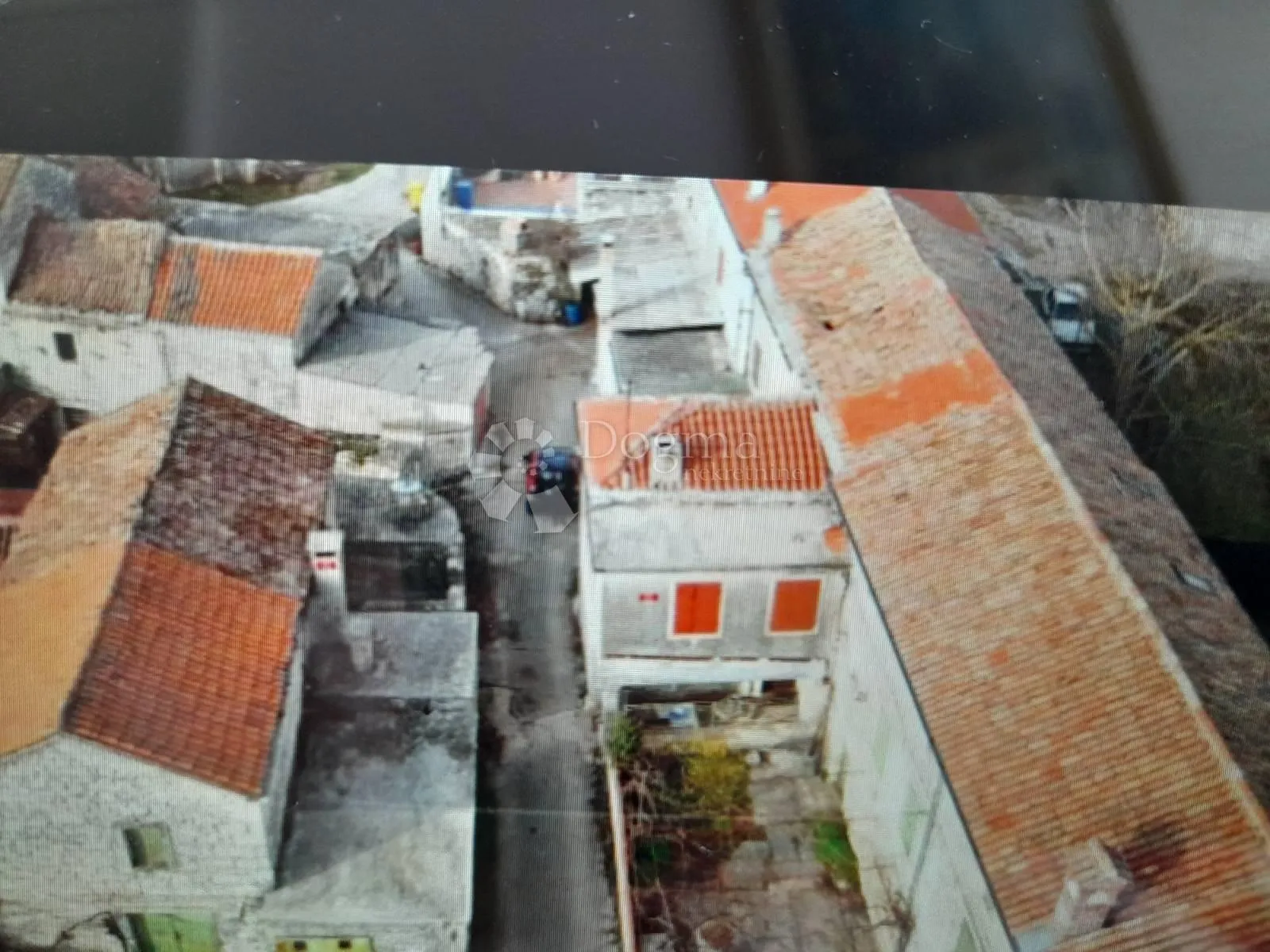 kamena priča za renovaciju, te 550 m2 vrta! - slika 5