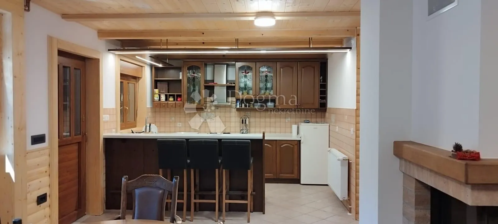 gorski kotar - planinska kuća na 20.000 m2 okućnice - slika 8