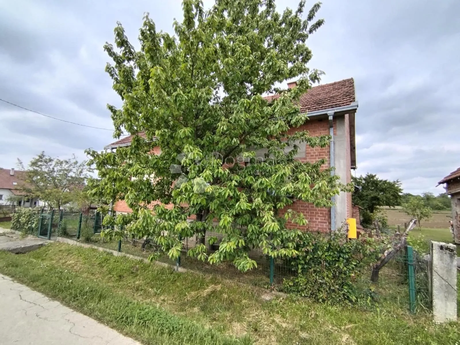 visoka prizemnica s okućnicom 1.300 m² – haganj - slika 4