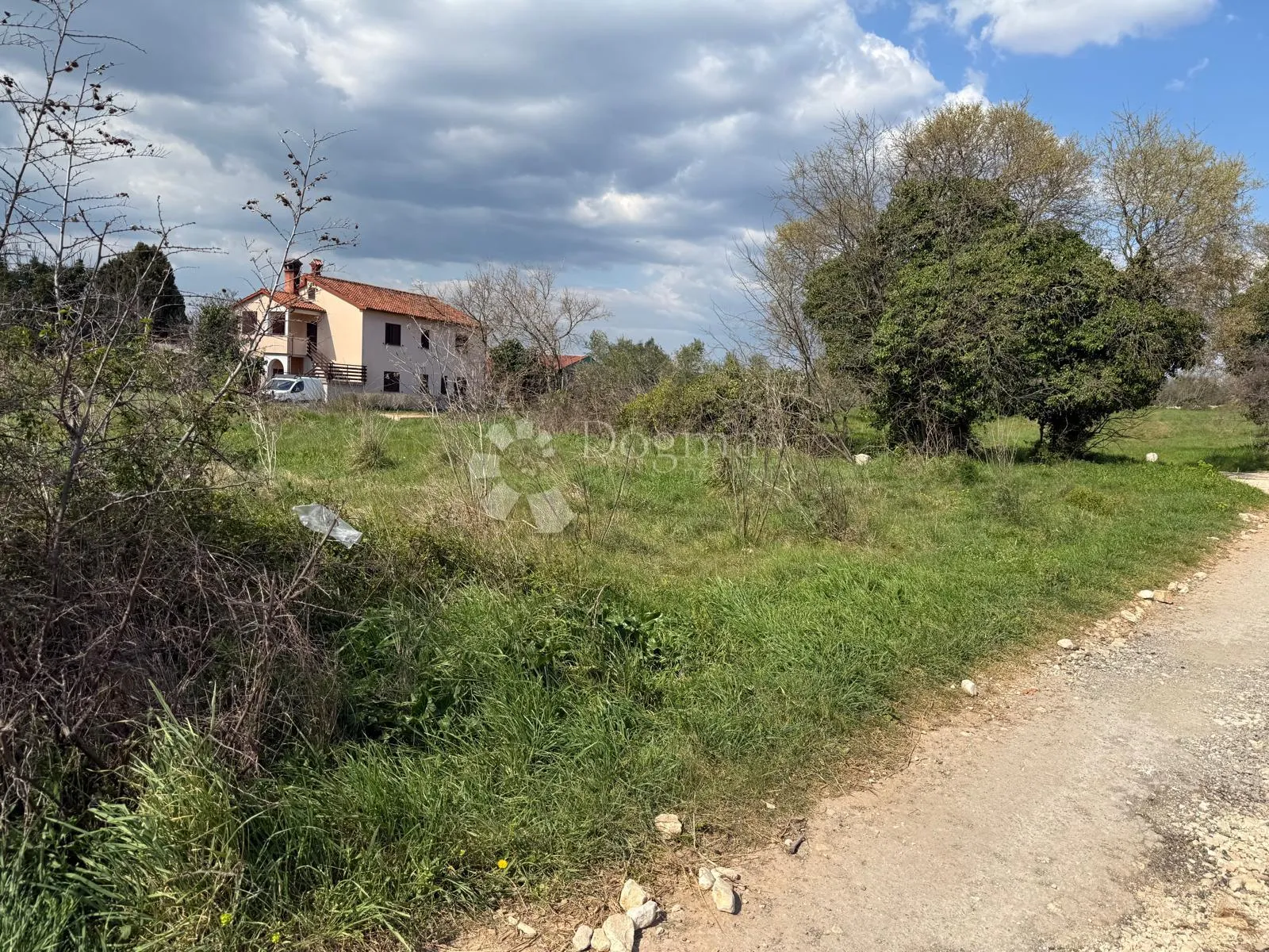 građ. zemljište s dozvolom – galižana, blizu fažane - slika 6