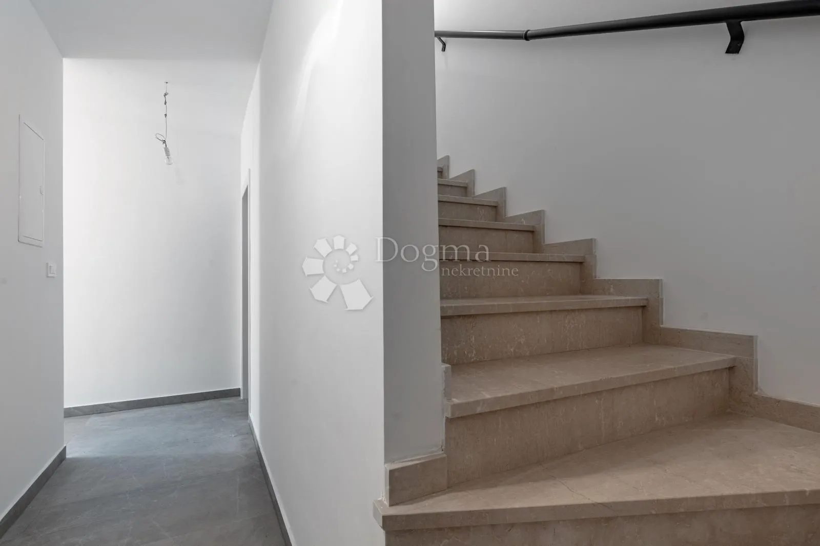 luksuzni app u novogradnji 152m2 s bazenom i okućnicom 180m2 - slika 16